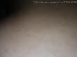 إيفا سيمونز يركب صخرة صلب ديك في غرفة النوم وجعل الفيديو الإباحية الخاصة