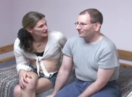 رجل ينيك أمرأة حامل